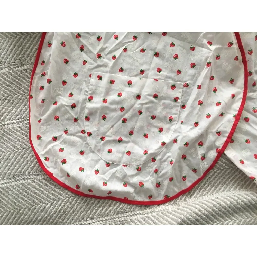 Strawberry Apron Retro Vintage Scarf Halter Style White and Red Trim Pockets
